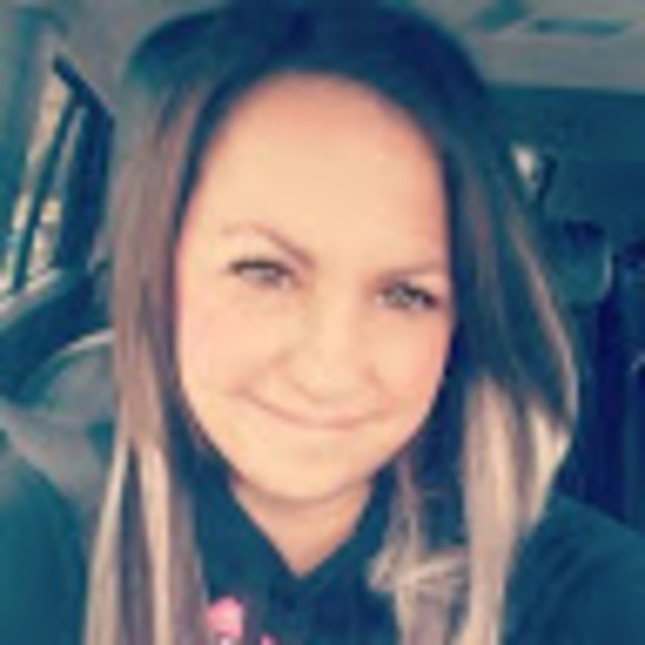 Meet your Posher, Brandi - Picture 1 of 1